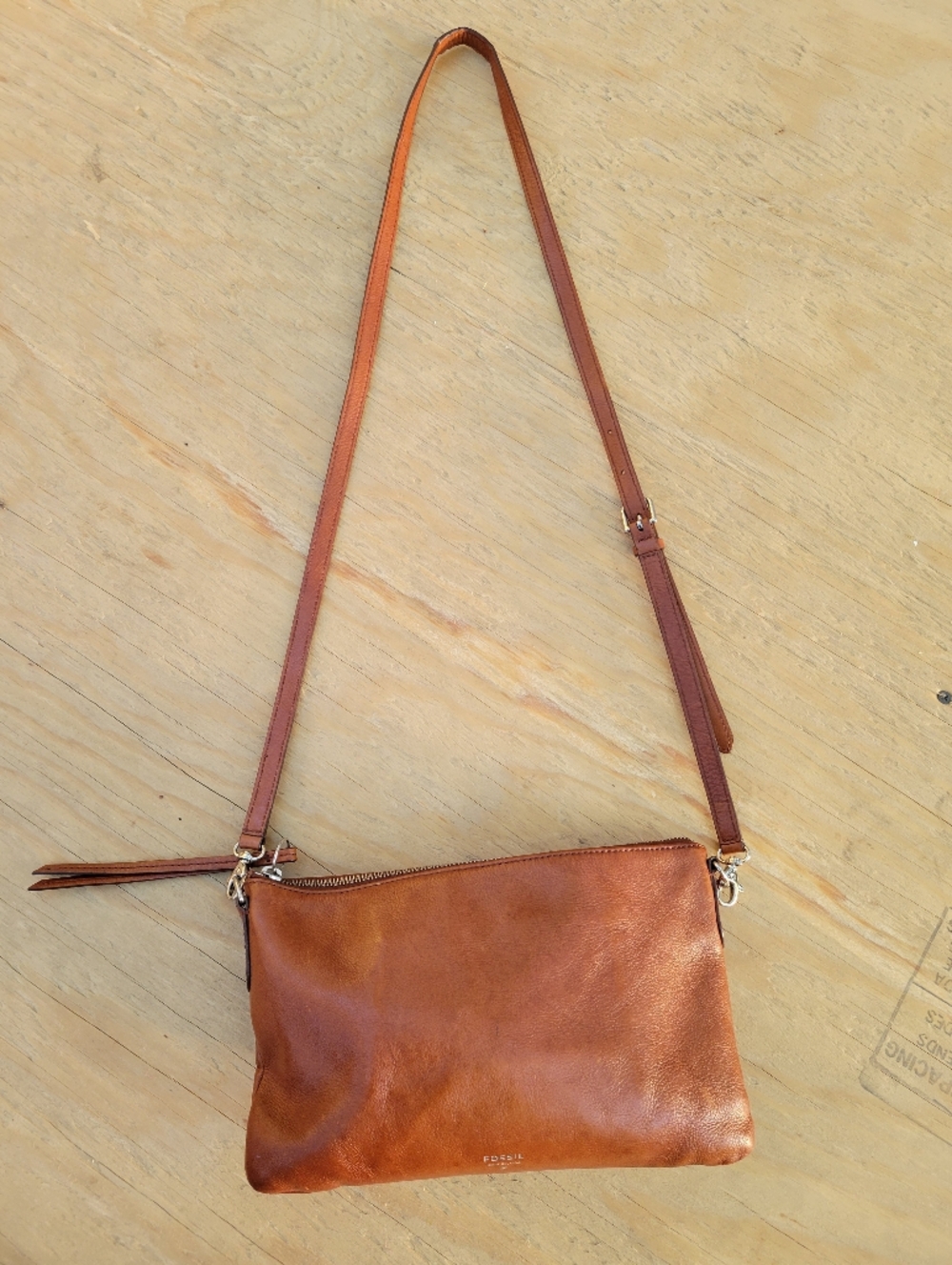 Fossil Cognac Leather Shoulder Bag • Slim Crossbody • Classic Minimalist Purse